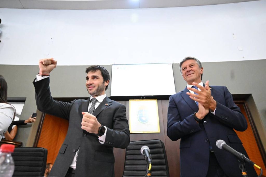 Torres abrió las sesiones ordinarias de la Legislatura con un mensaje de defensa de la identidad chubutense