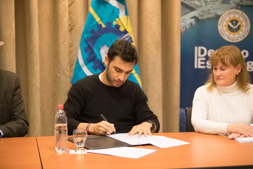 Torres declaró el Estado de Emergencia Ígnea en la cordillera chubutense