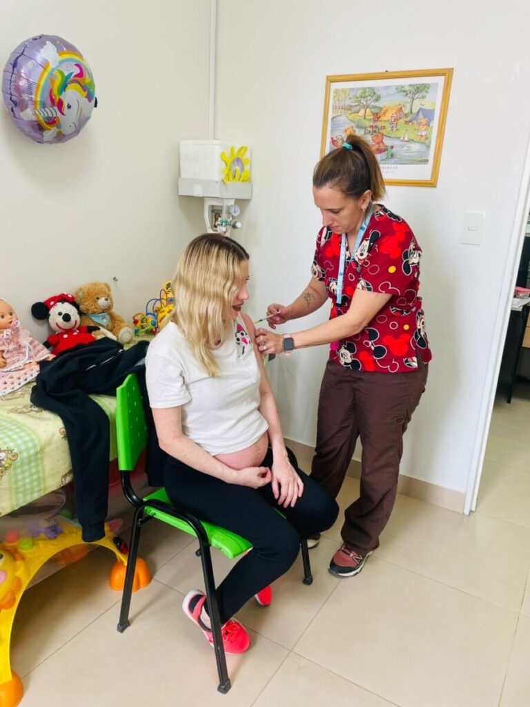 Virus Sincicial Respiratorio: comenzó una nueva Campaña de Vacunación destinada a embarazadas