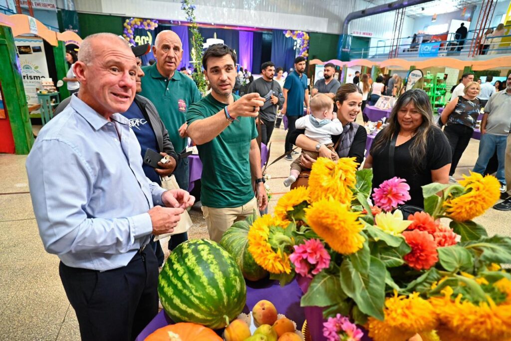 Muestra Agropecuaria del VIRCh: Torres destacó el potencial productivo y la apertura de nuevos mercados