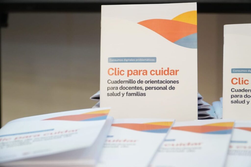 Chubut lanza “Clic para cuidar”, para prevenir consumos digitales problemáticos en niños y adolescentes
