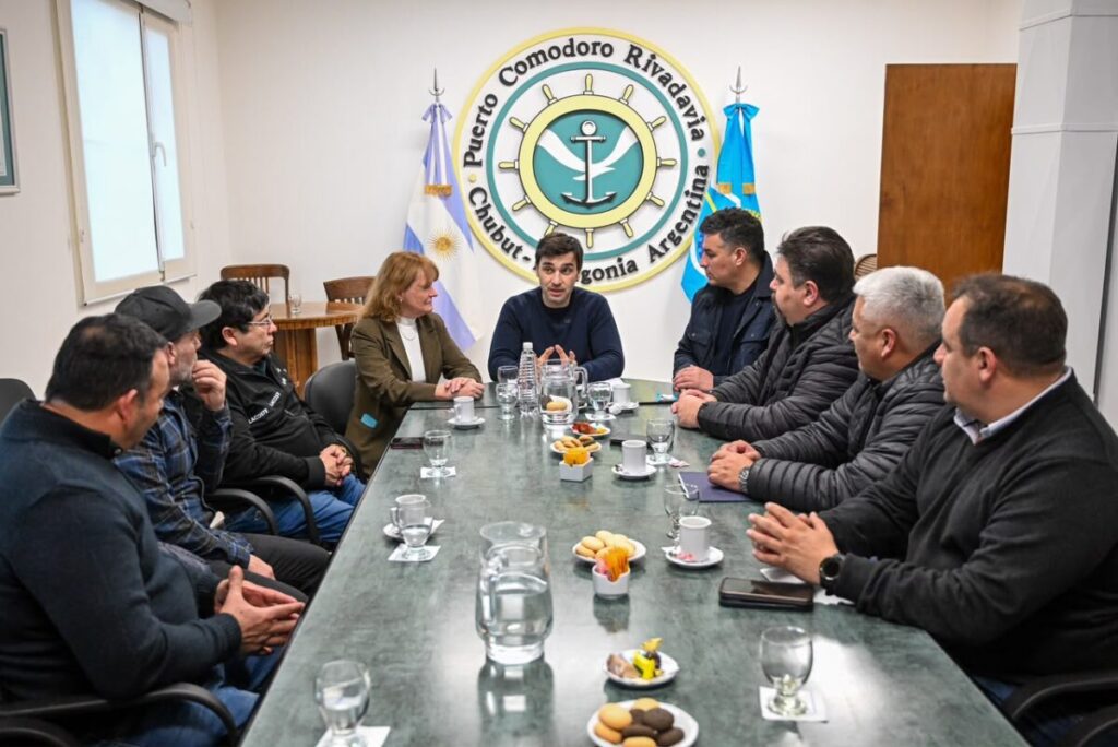 Torres destacó que la reactivación del Astillero permitirá potenciar el empleo y las exportaciones desde Comodoro Rivadavia